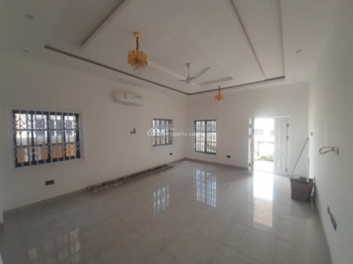 3 Bedroom with Attached Boys Quarters in a Good Location., Achimota-isreal, Achimota, Accra, Detached Bungalow for Sale