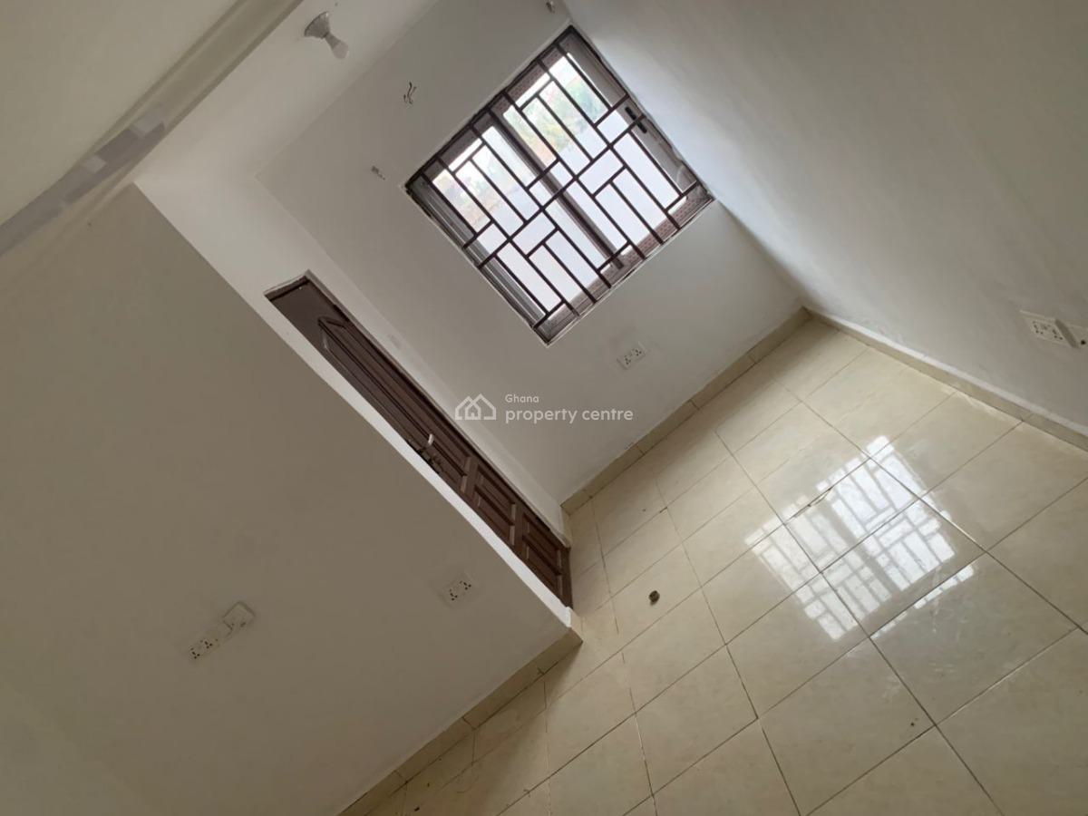 Hot Cake Executive 3 Apartments (all with Master Bedrooms), Fan Milk, Kasoa, Awutu-senya East, Central Region, Apartment for Sale