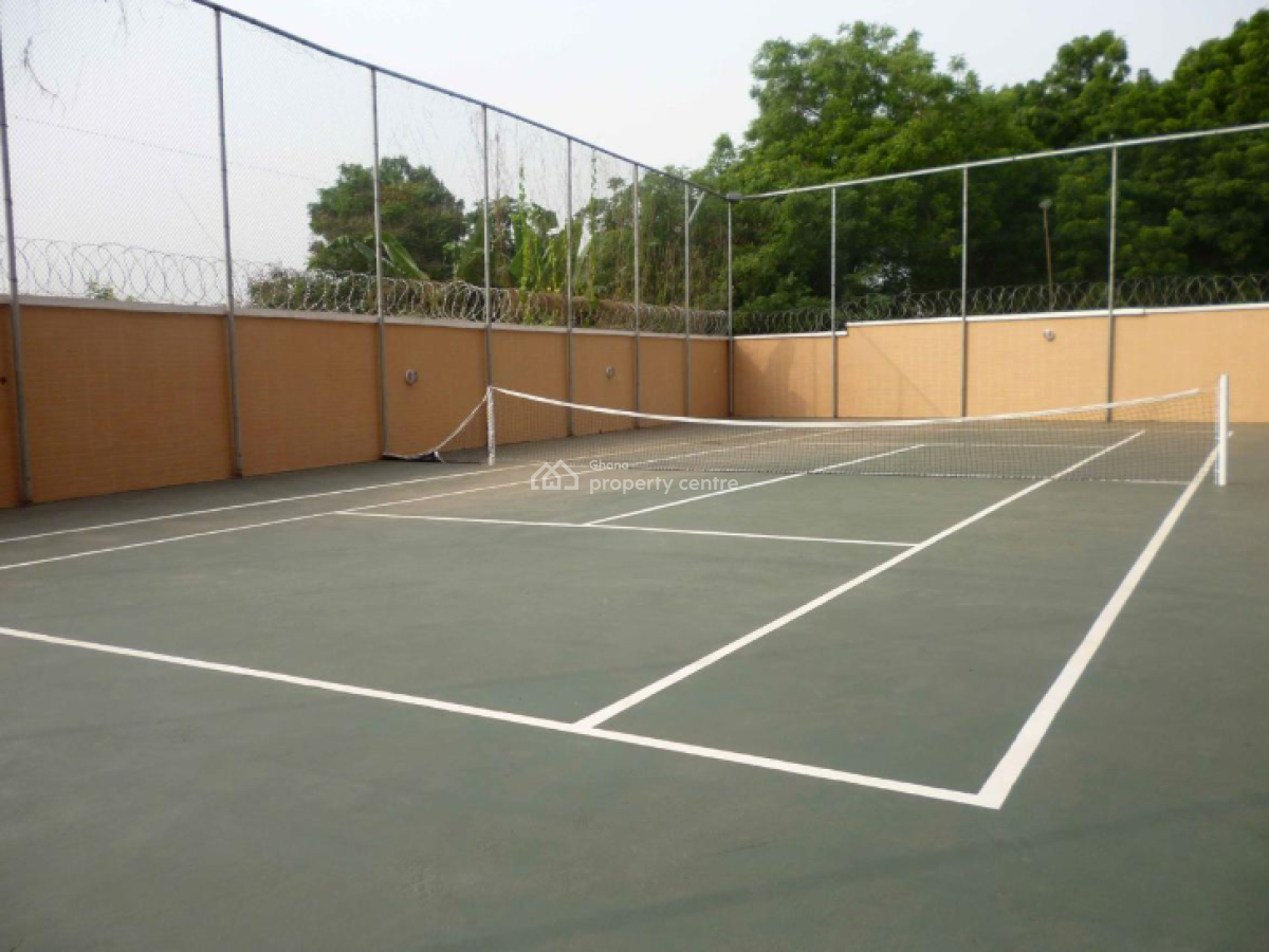 Spacious 3 Bedrooms with 4th Room As Maids Room., 16 Agostino Neto Street, Airport Residential Area, Accra, Apartment for Rent