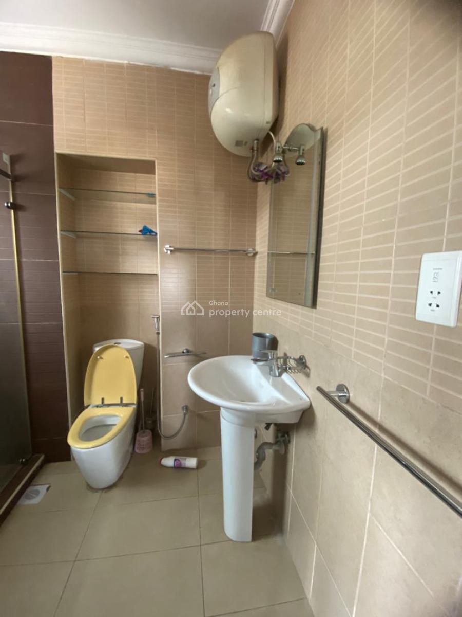 Spacious 3 Bedrooms with 4th Room As Maids Room., 16 Agostino Neto Street, Airport Residential Area, Accra, Apartment for Rent