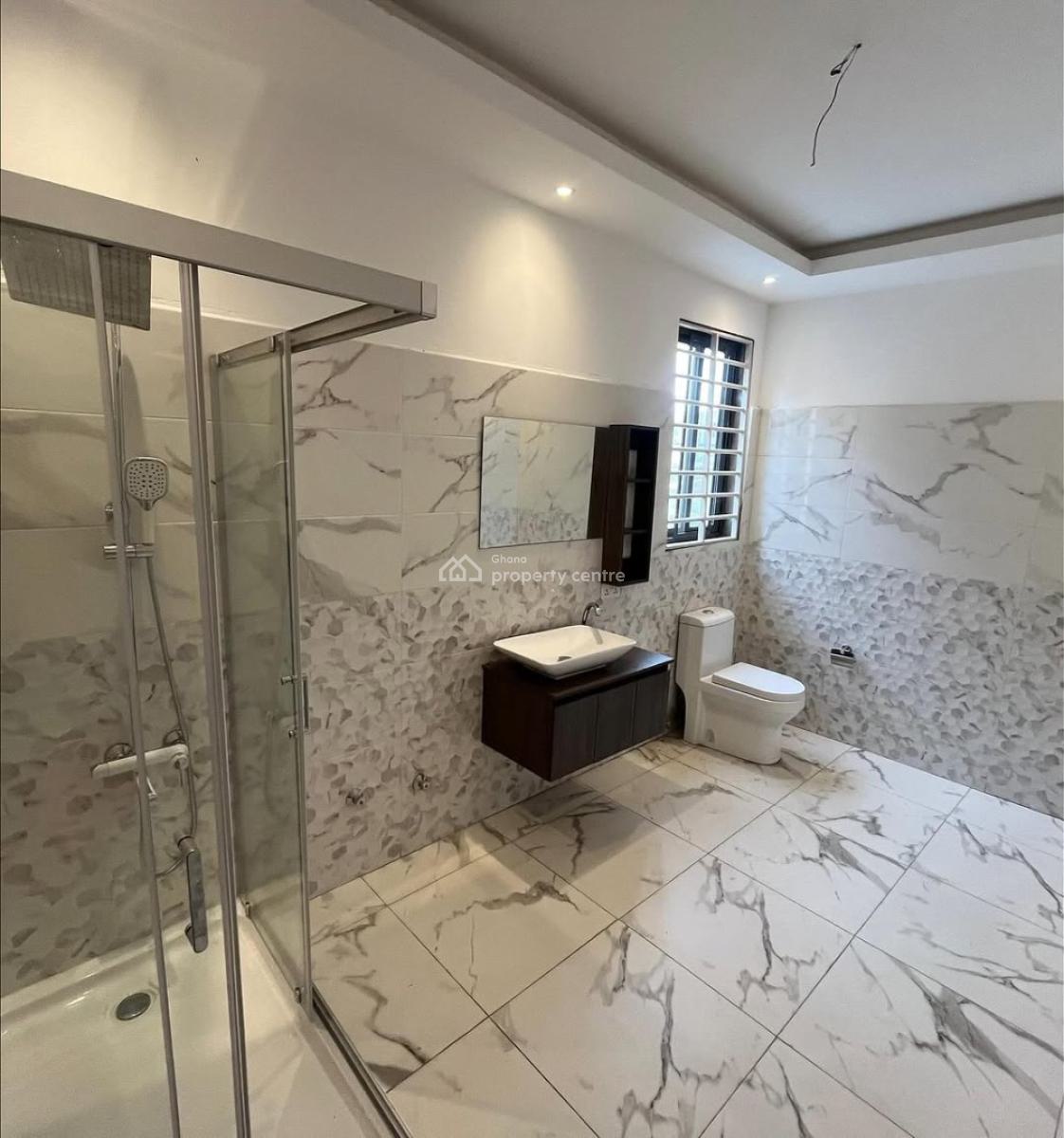 Executive Self Compound 4 Bedroom, East Legon, Accra, House for Rent