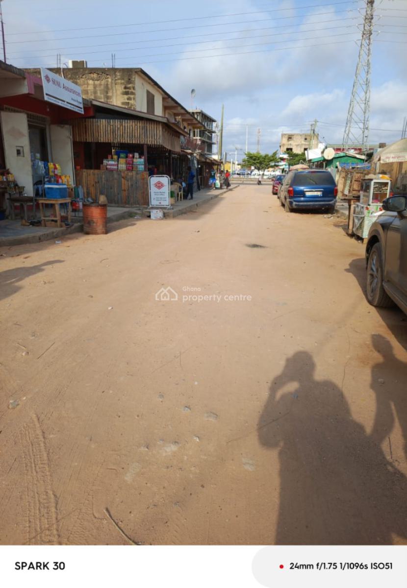 6 Units of Ordinary Chamber & Hall Apartments, Anyaa School Junction, Accra Metropolitan, Accra, Land for Sale