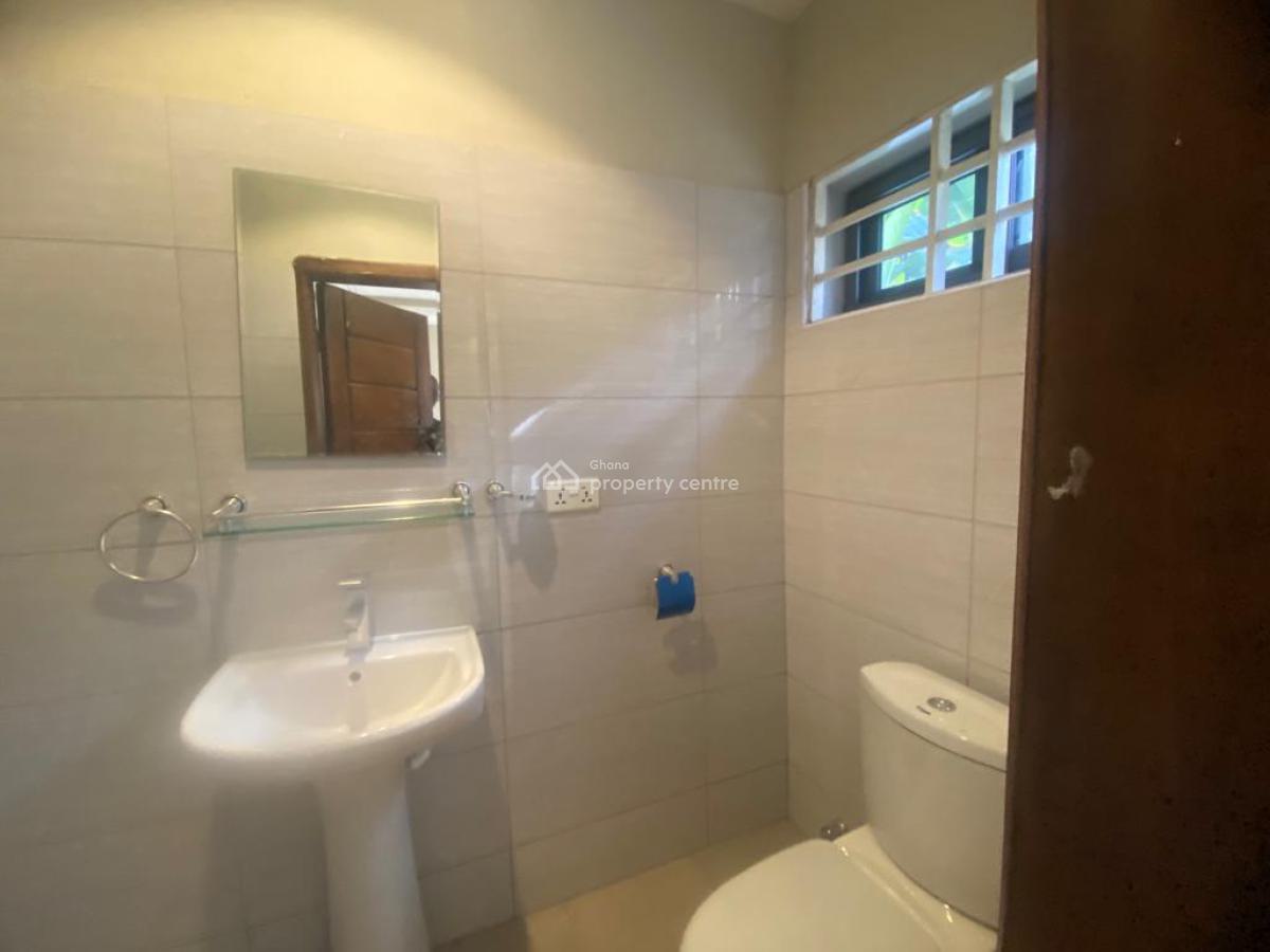 Plush 3 Bedroom, Oyarifa, Adenta Municipal, Accra, Detached Bungalow for Rent