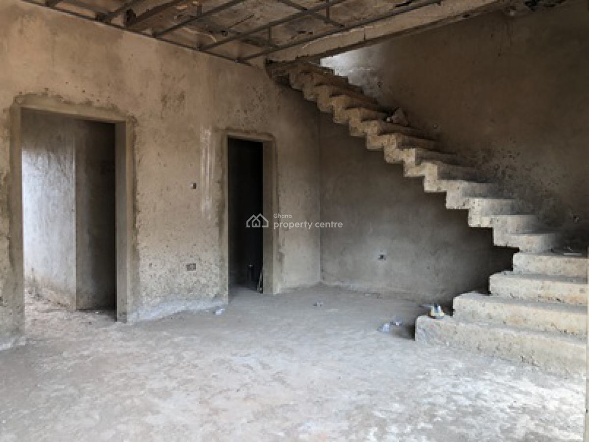 Uncompleted 3 Bedroom Town Homes with Out-houses., East Legon Hills, East Legon Hills, East Legon, Accra, Semi-detached Duplex for Sale