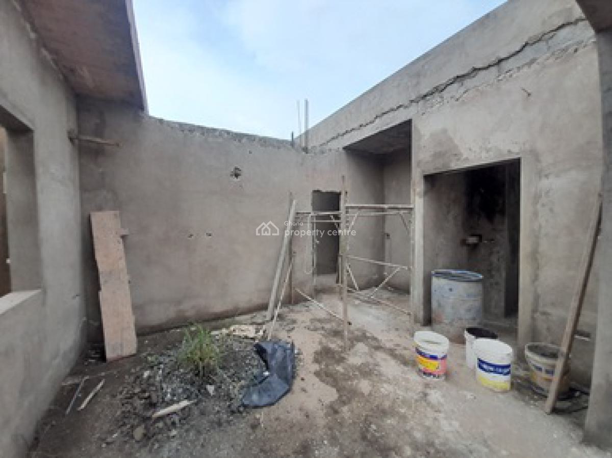 Uncompleted 3 Bedroom Town Homes with Out-houses., East Legon Hills, East Legon Hills, East Legon, Accra, Semi-detached Duplex for Sale