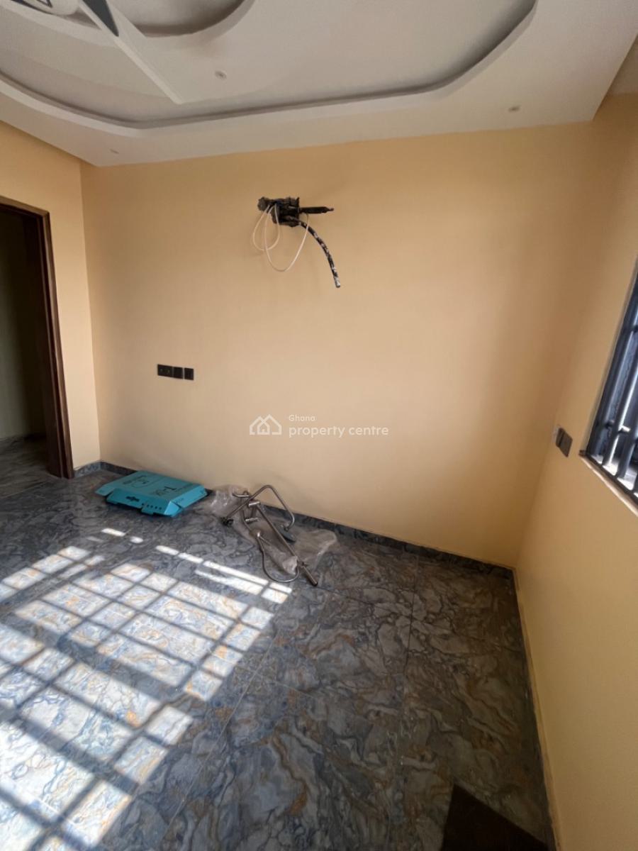 2 Bedrooms Apartments, Tse Addo, La Dade Kotopon Municipal, Accra, Apartment for Rent