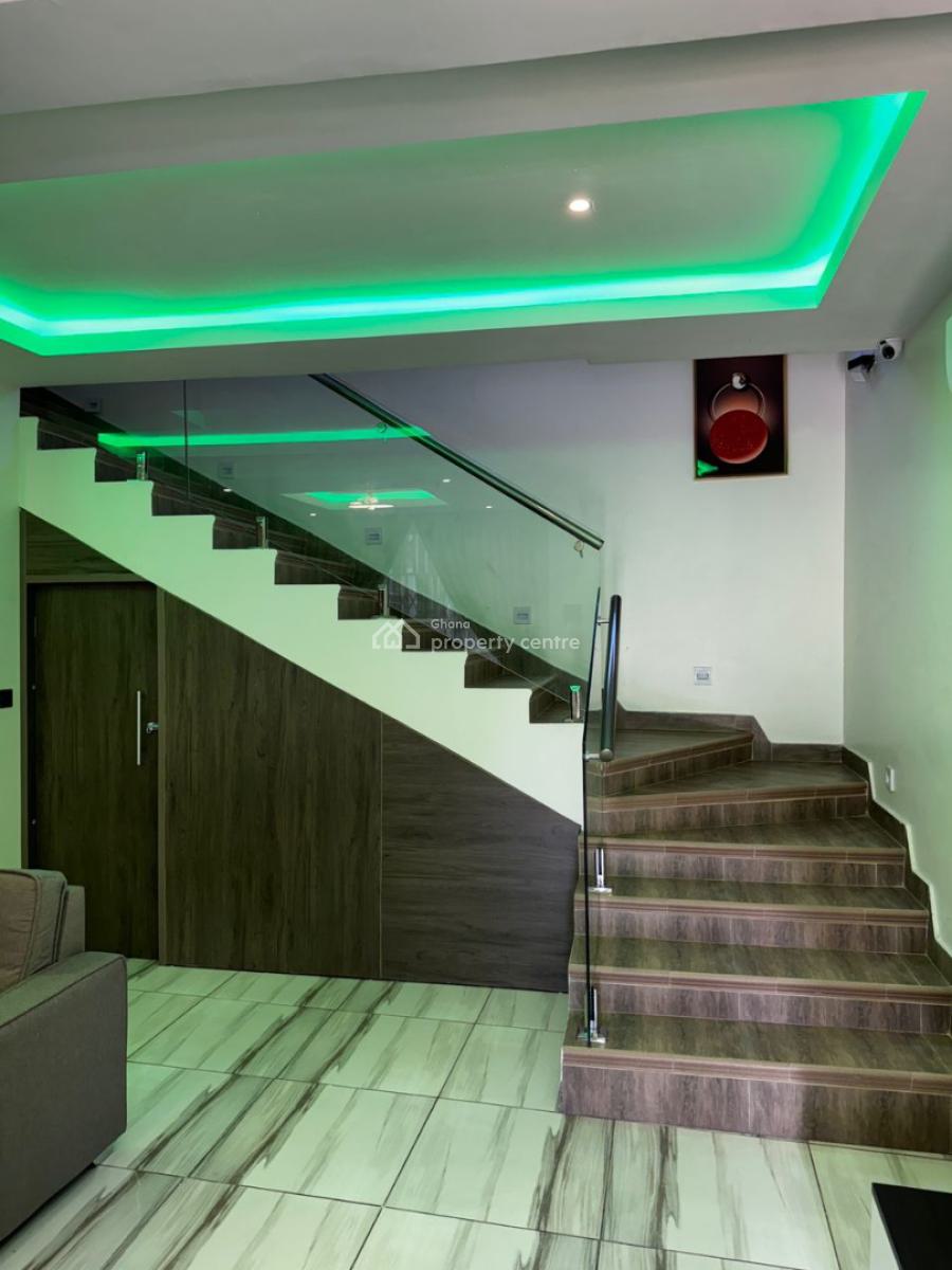 Executive 4 Bedroom, First Circular, Cantonment, Cantonments, Accra, Detached Duplex for Rent