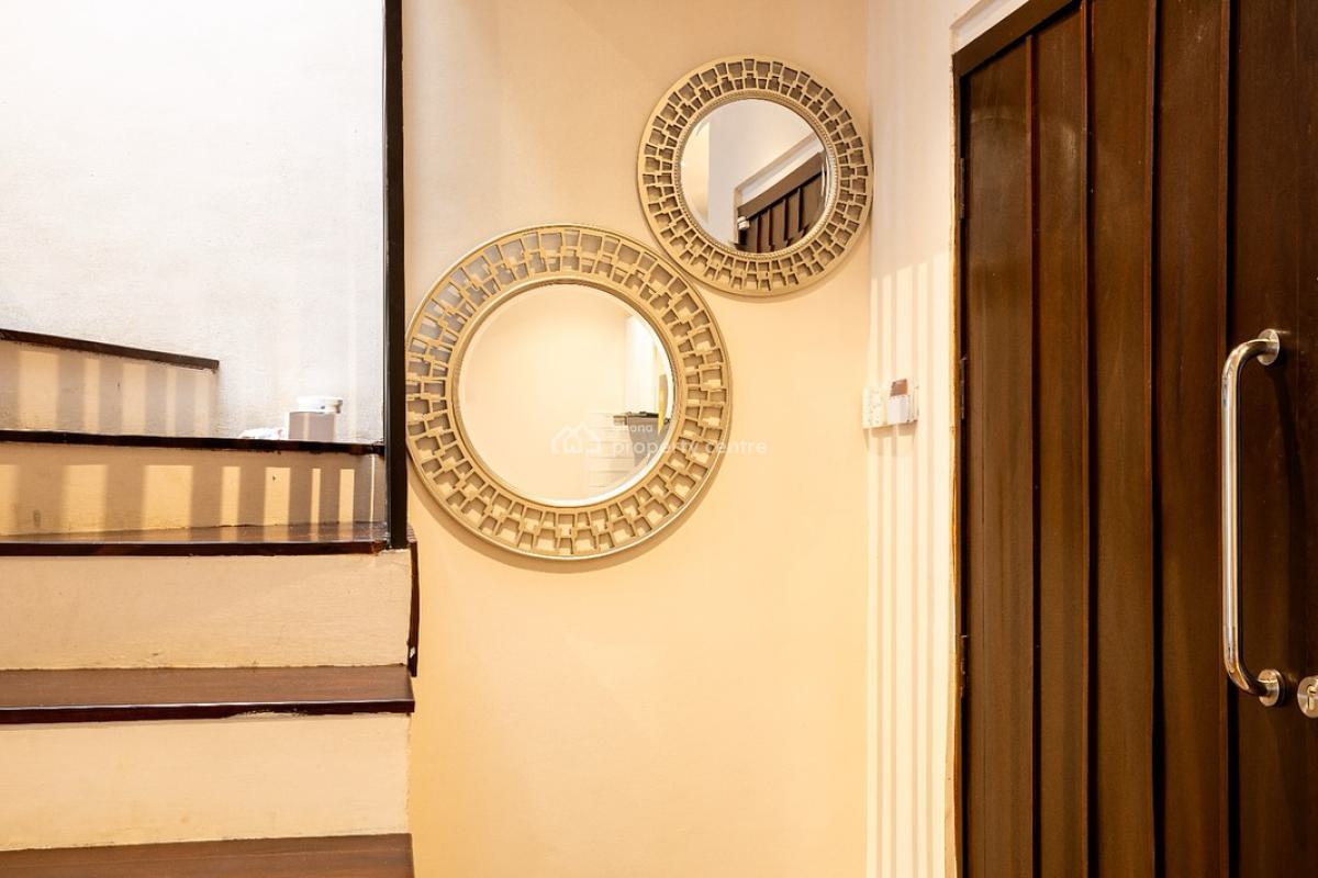 Executive Ultra-modern Semi-detached 2-bedroom, Tse Addo, Accra, House for Sale