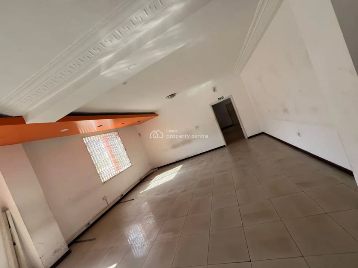 Executive All Ensuite 5 Bedrooms, Airport Residential Area, Accra, House for Rent