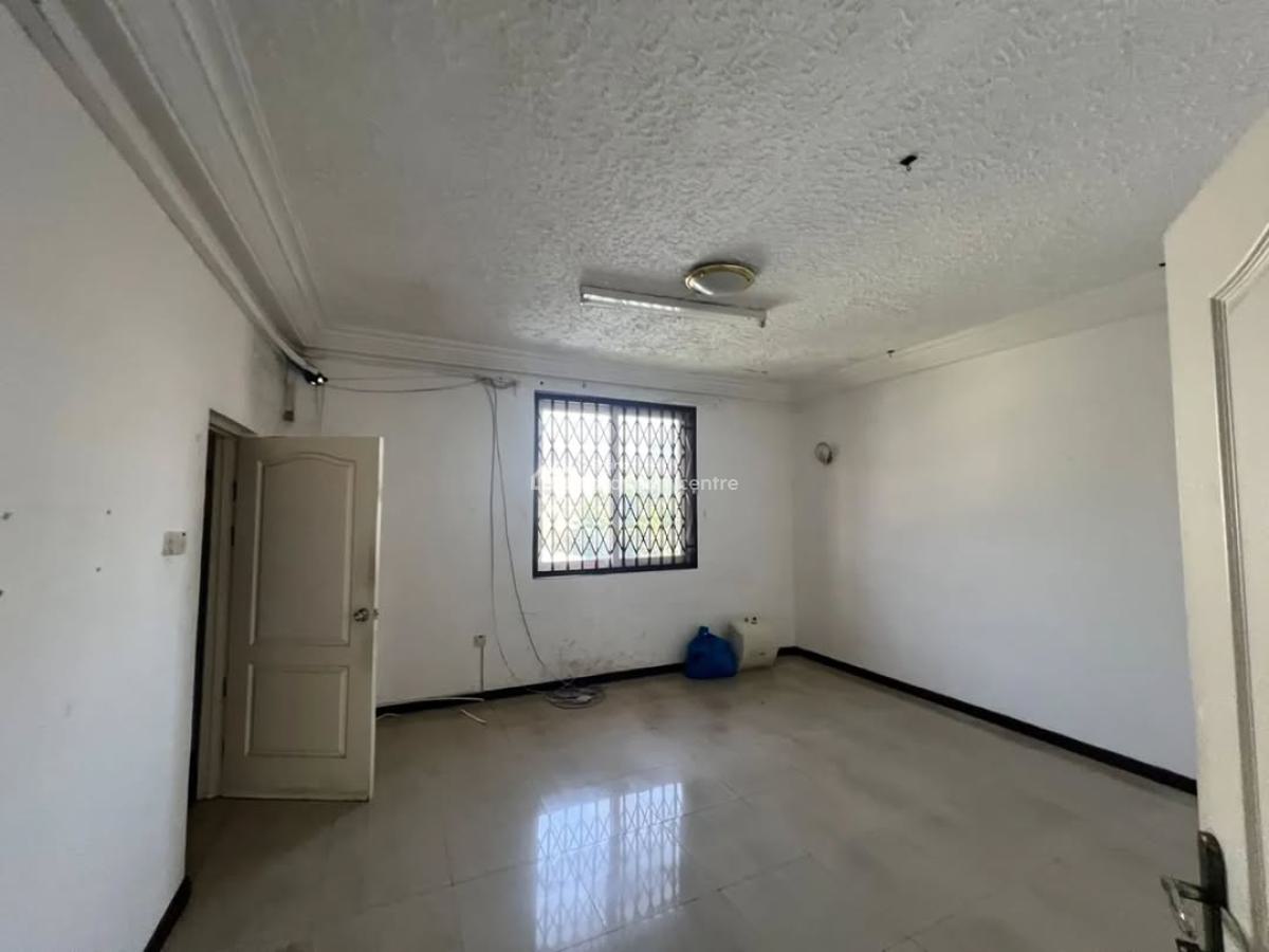 Executive All Ensuite 5 Bedrooms, Airport Residential Area, Accra, House for Rent