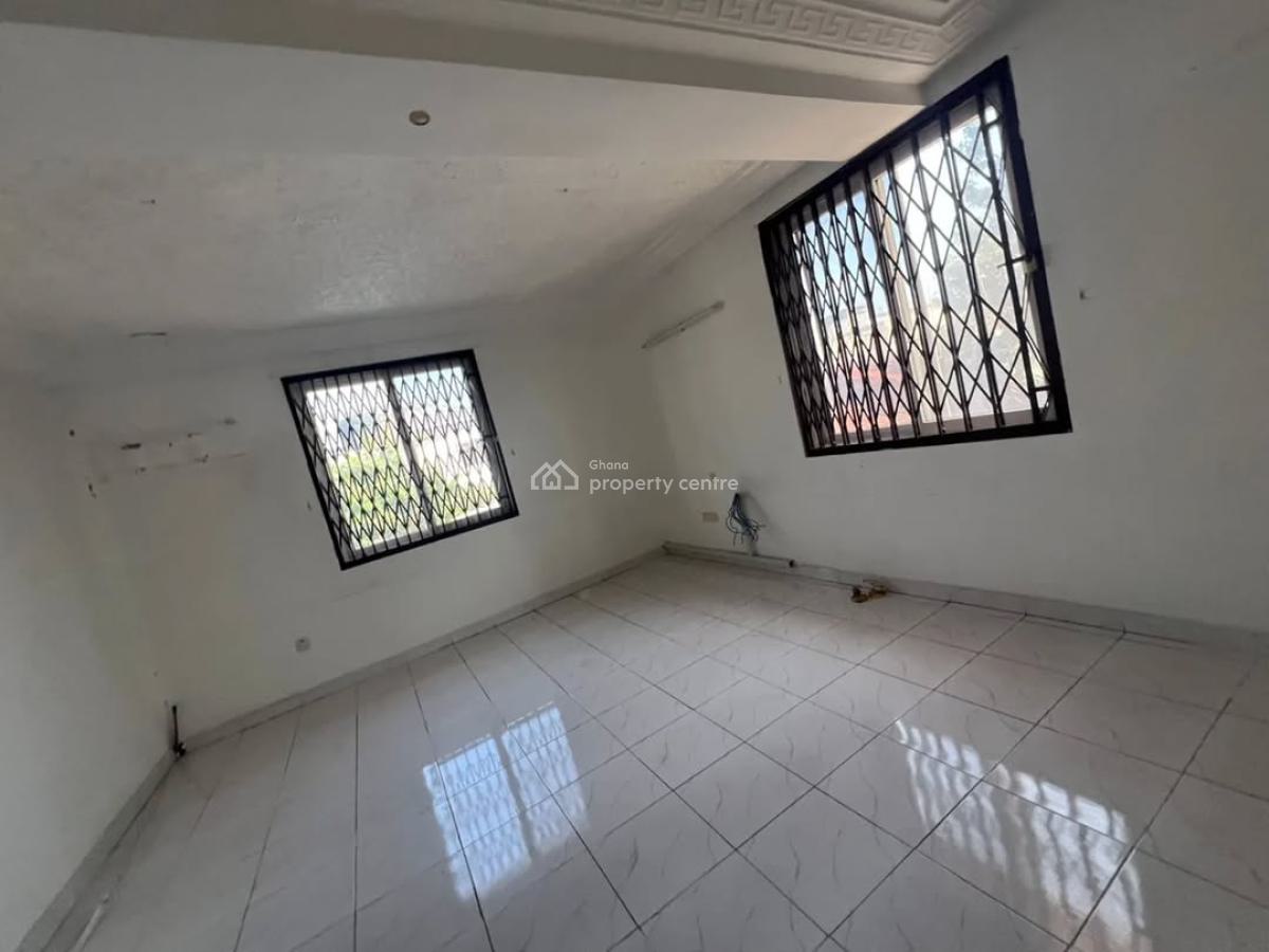 Executive All Ensuite 5 Bedrooms, Airport Residential Area, Accra, House for Rent