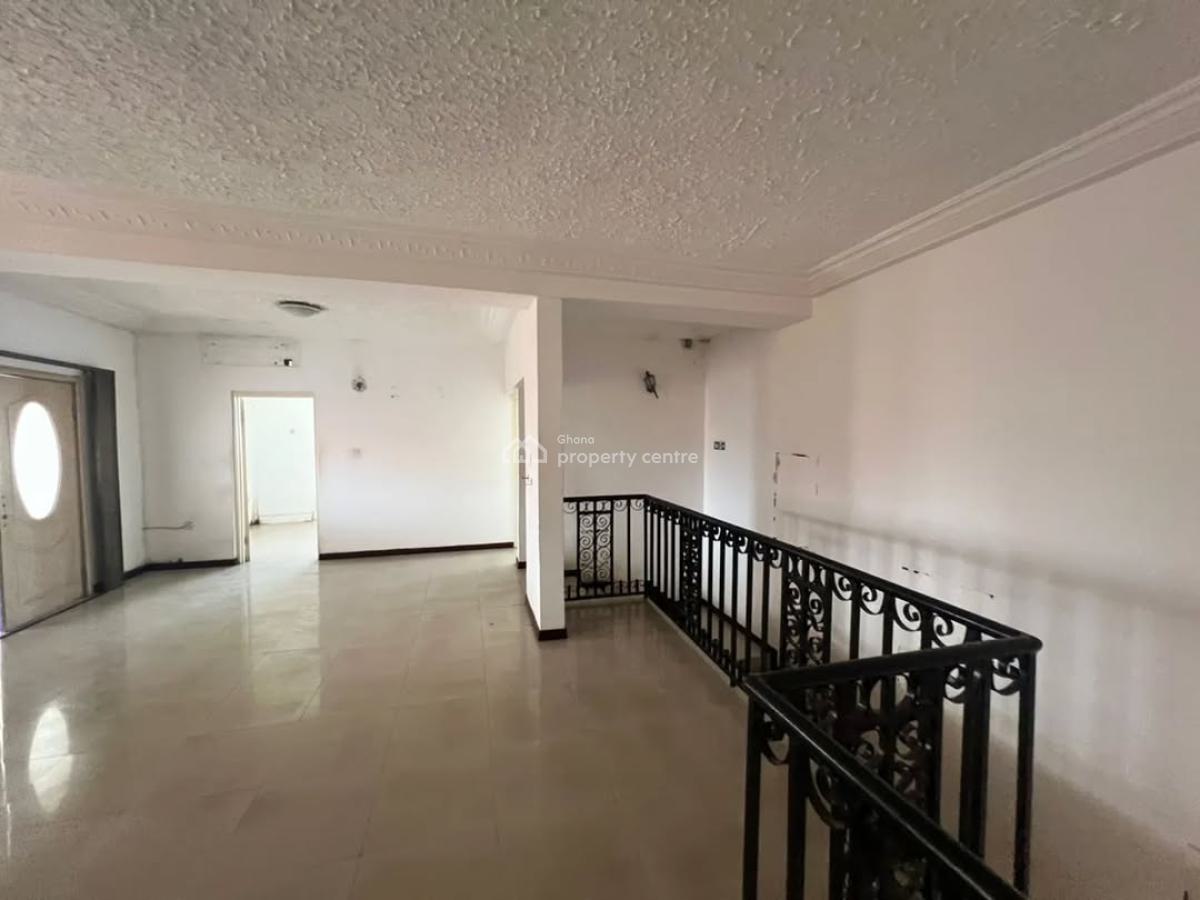 Executive All Ensuite 5 Bedrooms, Airport Residential Area, Accra, House for Rent