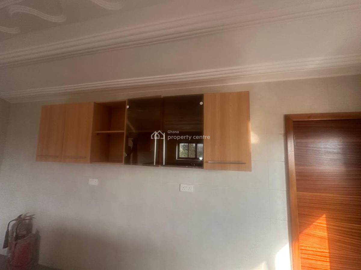 Luxury 6bedrooms House with Out2bedrooms in Airport, Airport, Airport Residential Area, Accra, House for Rent