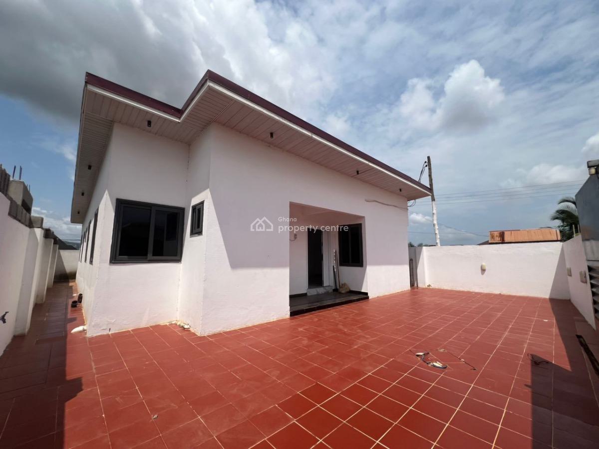 3 Bedrooms House, Oyarifa, La Nkwantanang Madina Municipal, Accra, Detached Bungalow for Sale
