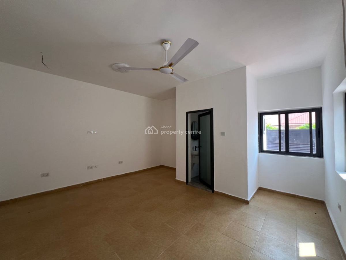 3 Bedrooms House, Oyarifa, La Nkwantanang Madina Municipal, Accra, Detached Bungalow for Sale