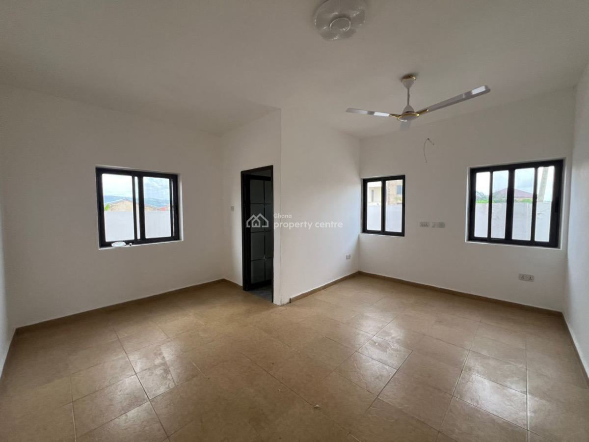 3 Bedrooms House, Oyarifa, La Nkwantanang Madina Municipal, Accra, Detached Bungalow for Sale