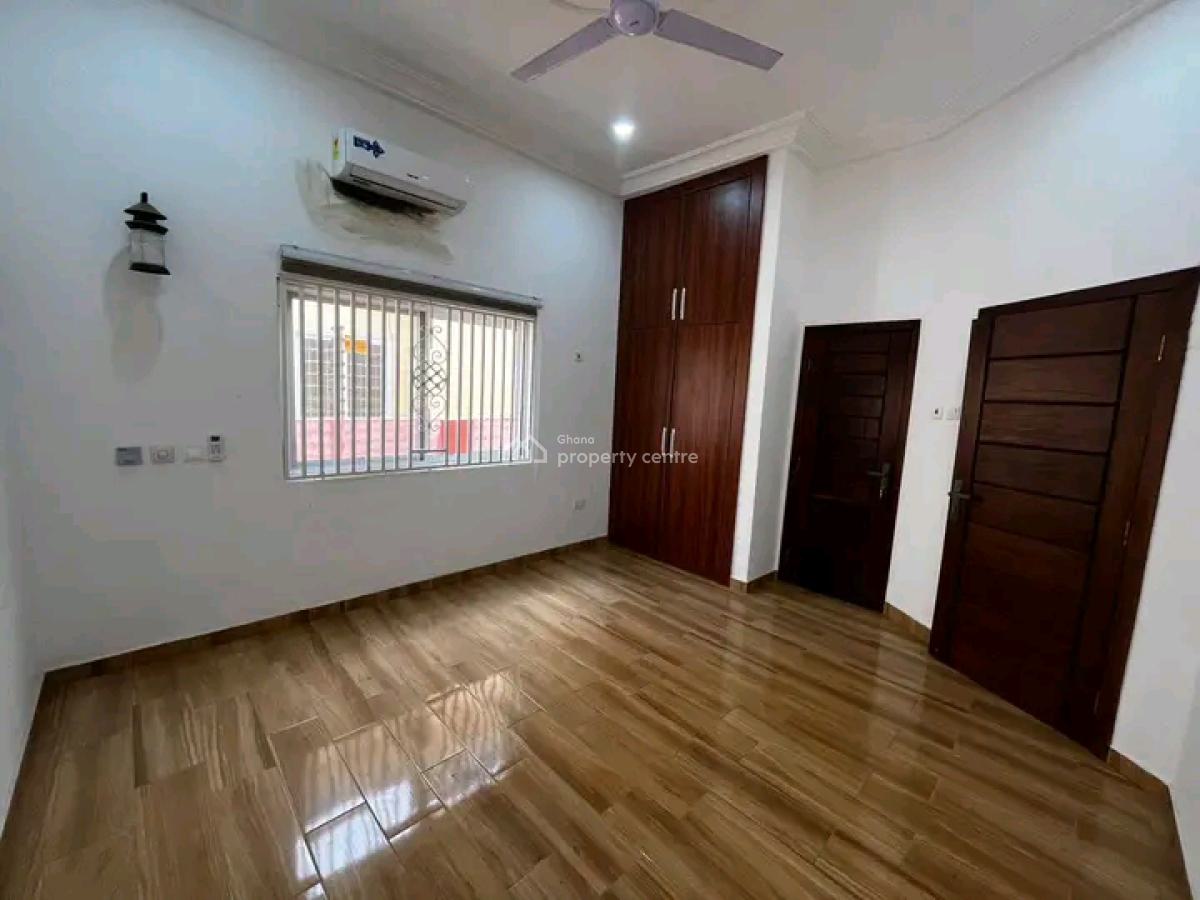 Executive 3 Bedroom House, Oyarifa, La Nkwantanang Madina Municipal, Accra, Terraced Bungalow for Sale