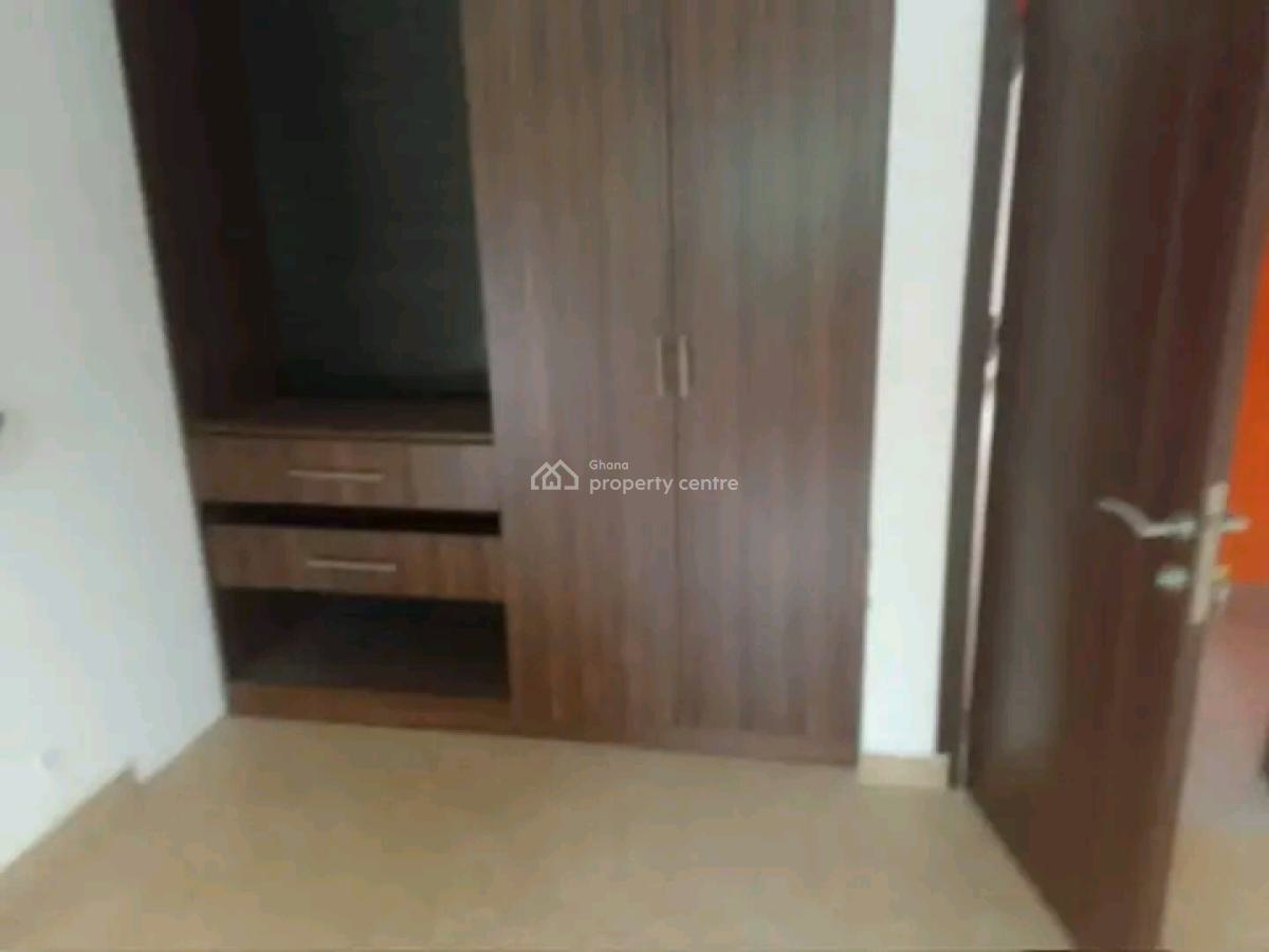 Executive 3-bedroom Smart Home+bq @ Airport, Airport Residential Area, Accra, Townhouse for Rent