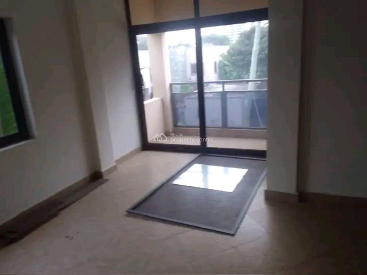 Executive 3-bedroom Smart Home+bq @ Airport, Airport Residential Area, Accra, Townhouse for Rent