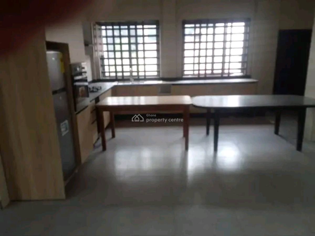 Executive 3-bedroom Smart Home+bq @ Airport, Airport Residential Area, Accra, Townhouse for Rent