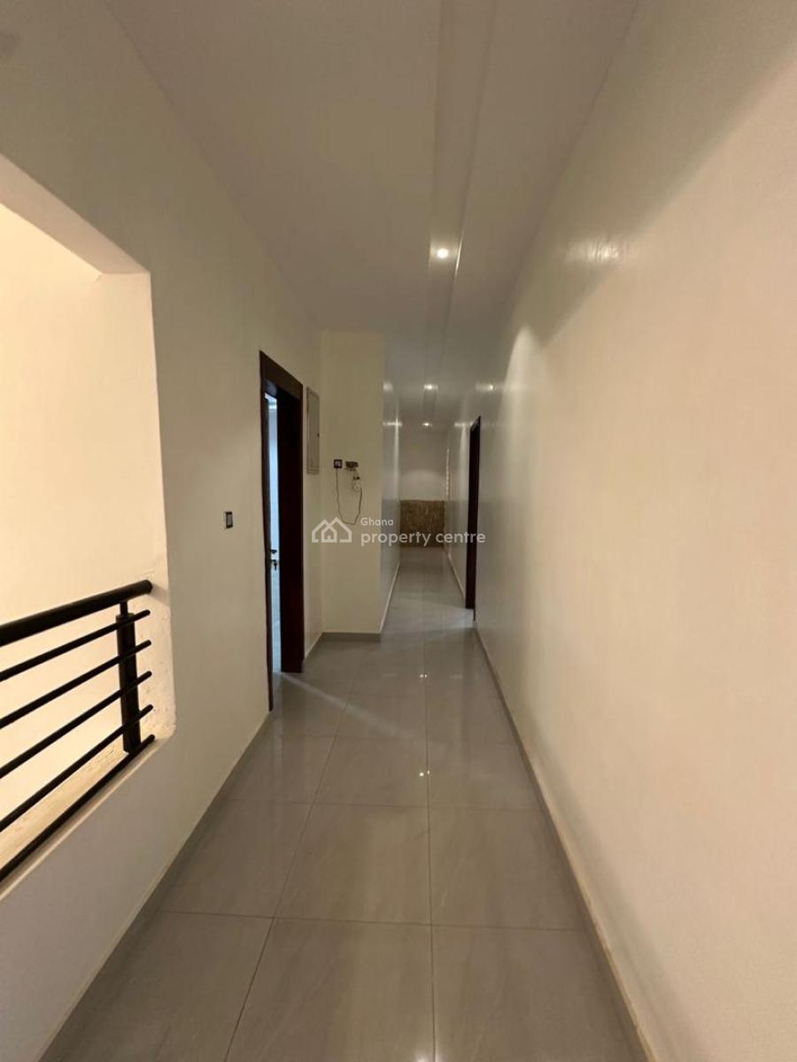 Visually-appealing, Fully Engineered, Five(5) Bedroom Duplex., Lakeside Estates, Adenta Municipal, Accra, Detached Duplex for Sale