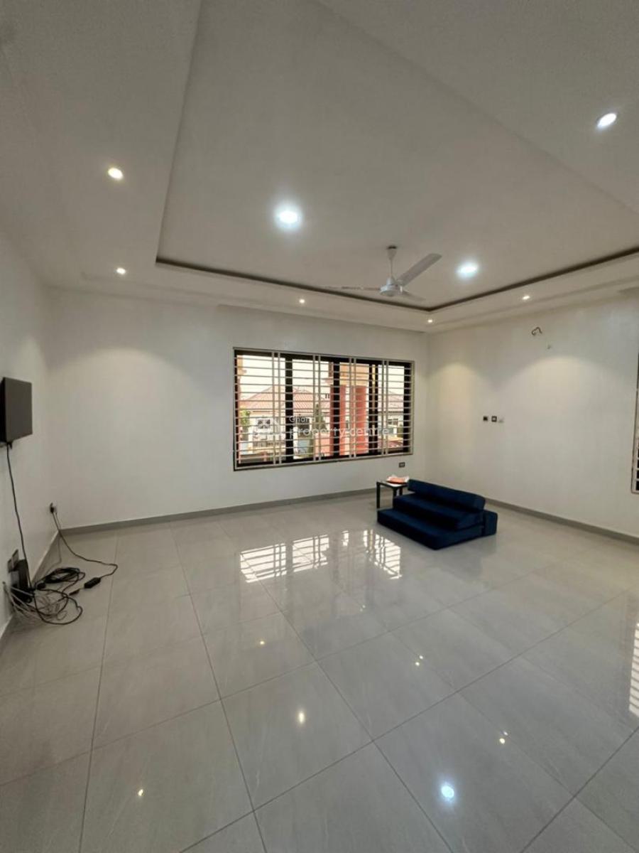 Visually-appealing, Fully Engineered, Five(5) Bedroom Duplex., Lakeside Estates, Adenta Municipal, Accra, Detached Duplex for Sale