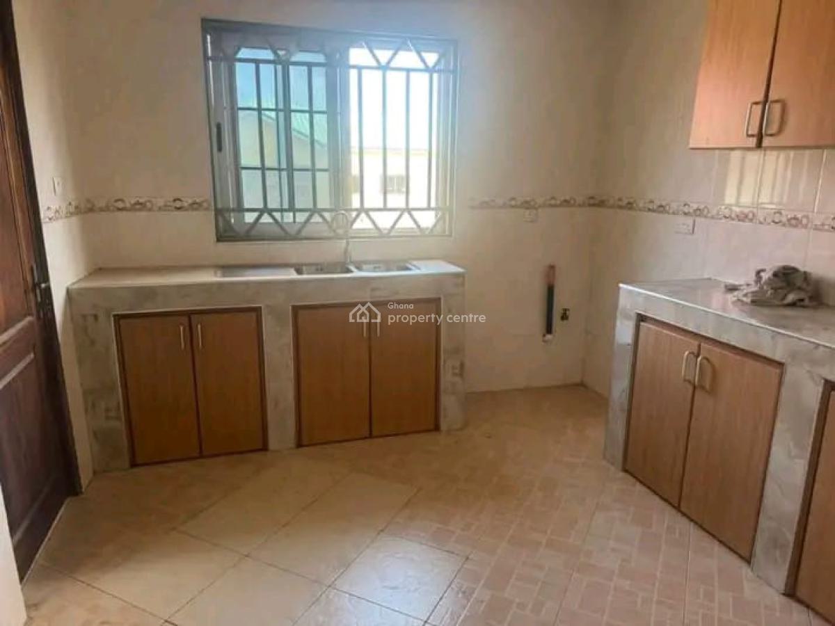 Executive 2-bedroom Apartment @ Achimota Mile7, Achimota, Accra, Apartment for Rent