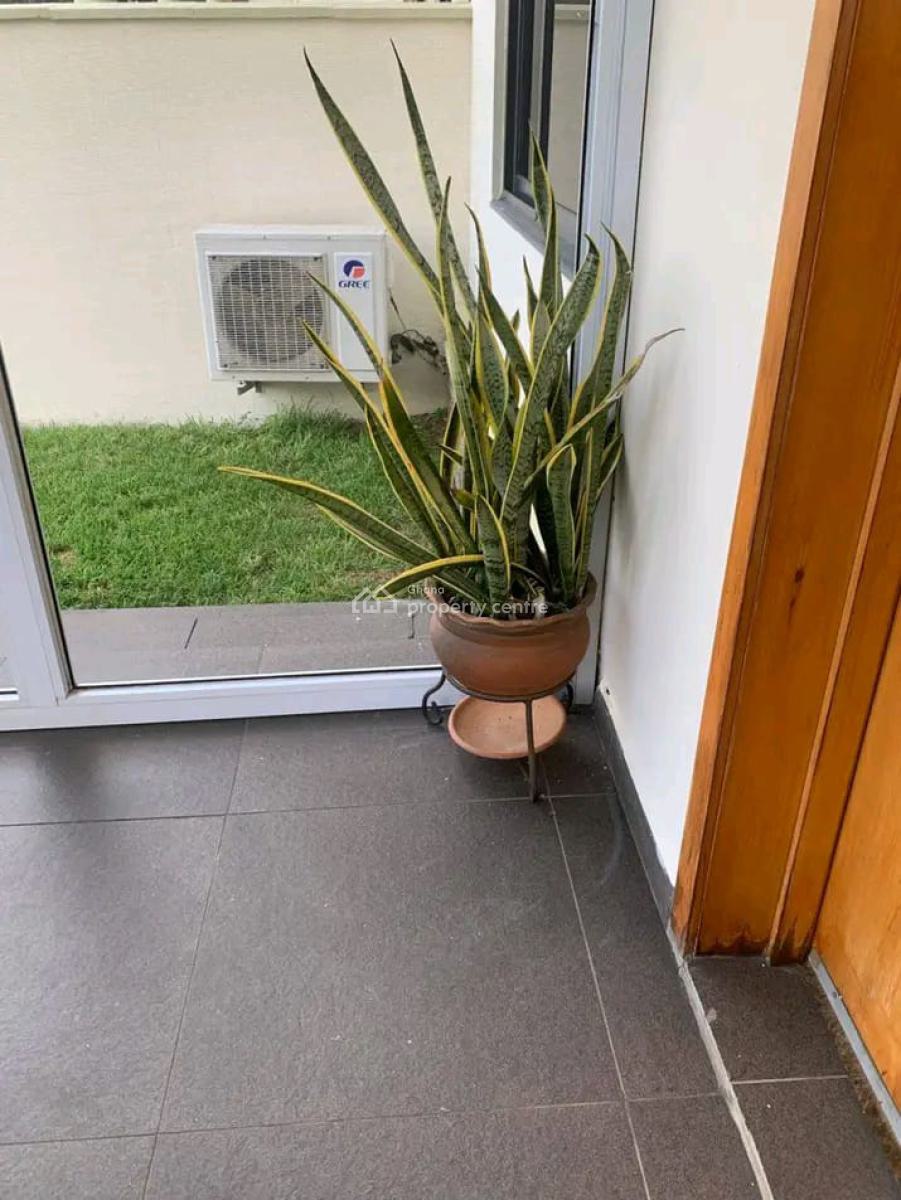 Luxurous Fully Furnished 4-bedroom House @ Cantonment, Cantonments, Accra, Townhouse for Rent