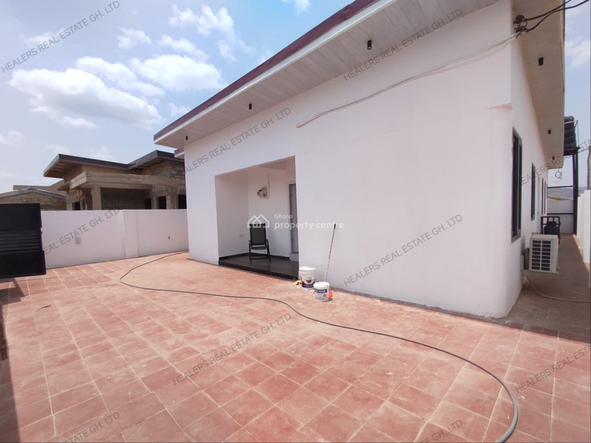Executive 3-bedroom House @ Oyarifa, Oyarifa, La Nkwantanang Madina Municipal, Accra, House for Sale