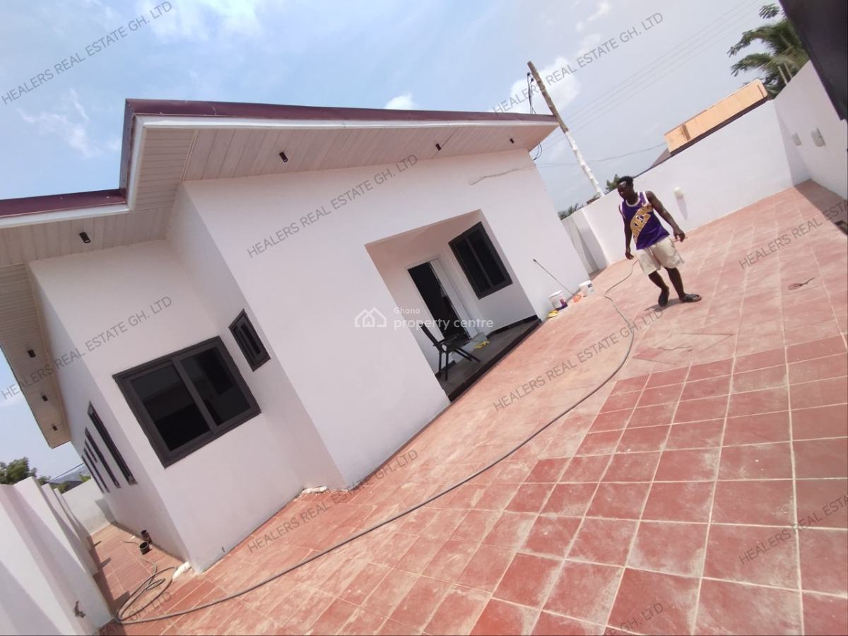 Executive 3-bedroom House @ Oyarifa, Oyarifa, La Nkwantanang Madina Municipal, Accra, House for Sale