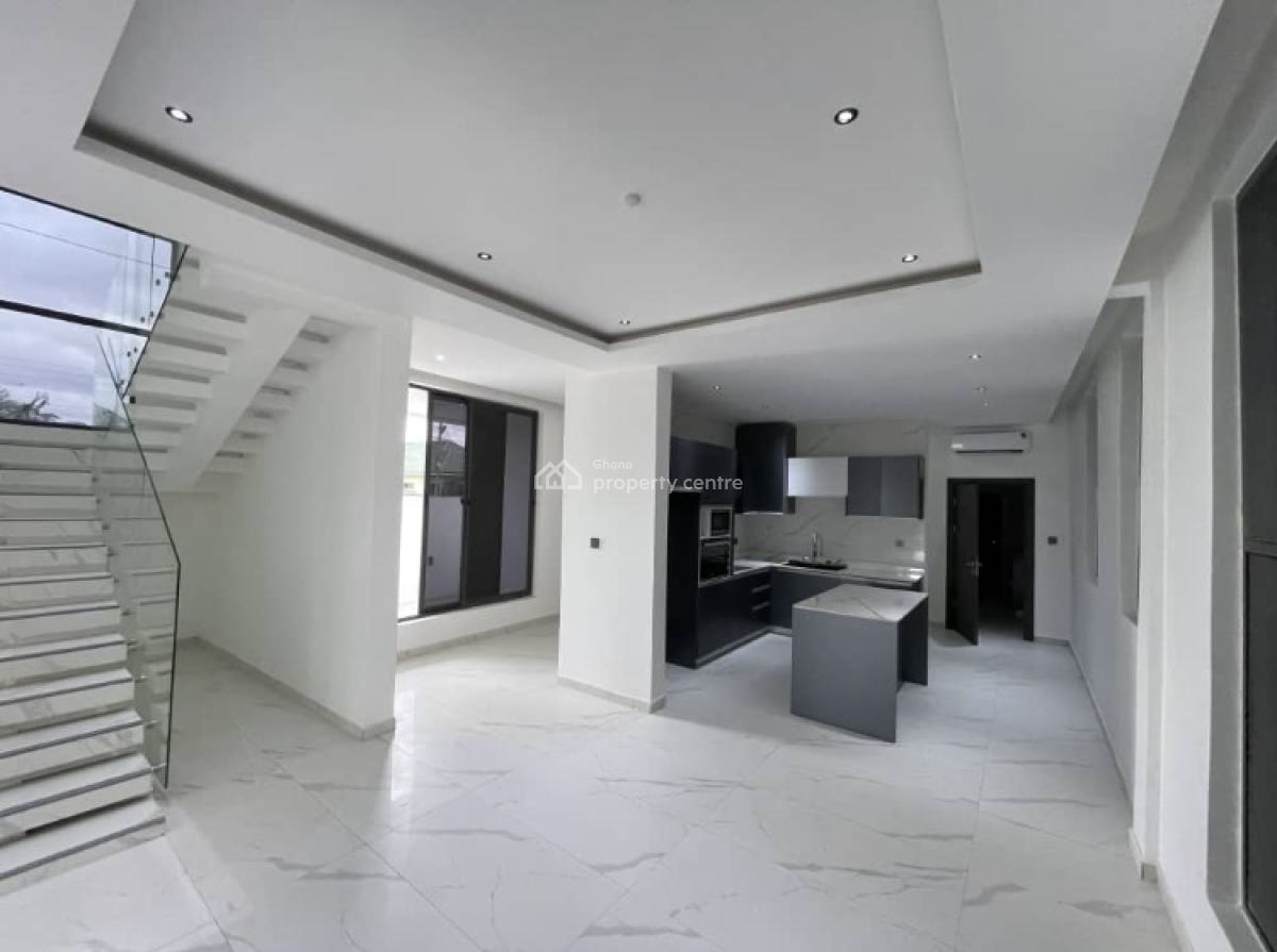 One-of-that-kind Fully Detached, Fully Detailed Four(4) Bedroom Duplex, Lakeside Estates, Adenta Municipal, Accra, Terraced Duplex for Sale