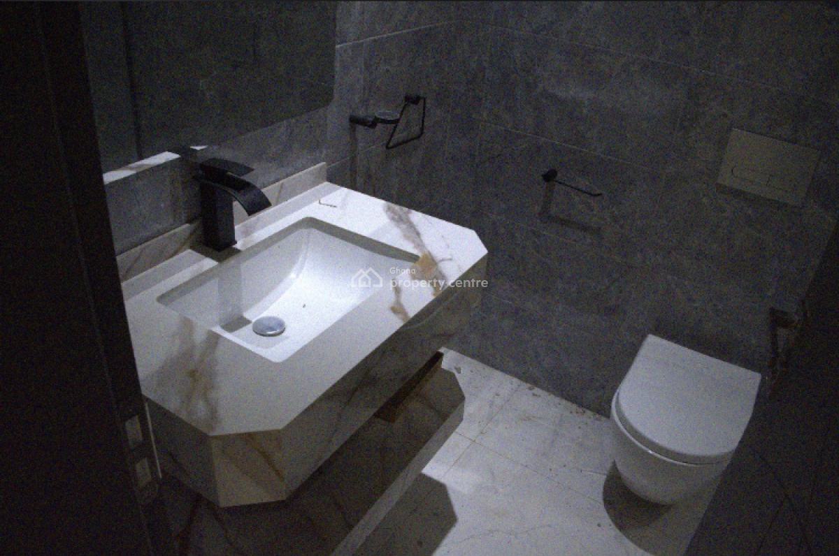 One-of-that-kind Fully Detached, Fully Detailed Four(4) Bedroom Duplex, Lakeside Estates, Adenta Municipal, Accra, Terraced Duplex for Sale