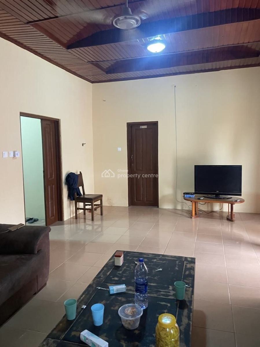 4 Bedrooms at Chantan  Ap Filling Station, Chantan, Achimota, Accra, Detached Bungalow for Rent