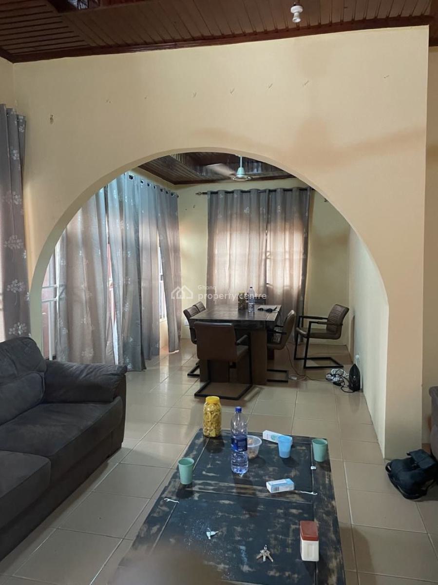 4 Bedrooms at Chantan  Ap Filling Station, Chantan, Achimota, Accra, Detached Bungalow for Rent