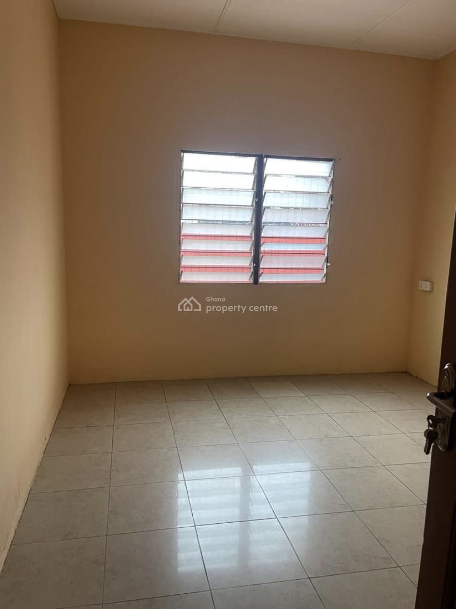 4 Bedrooms at Chantan  Ap Filling Station, Chantan, Achimota, Accra, Detached Bungalow for Rent