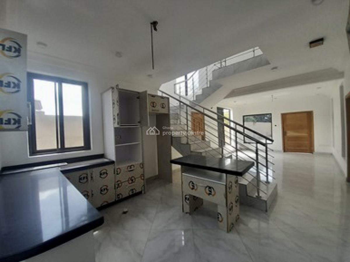 3 Bedroom Townhouse in a Gated Community, East Legon, Accra, Townhouse for Sale