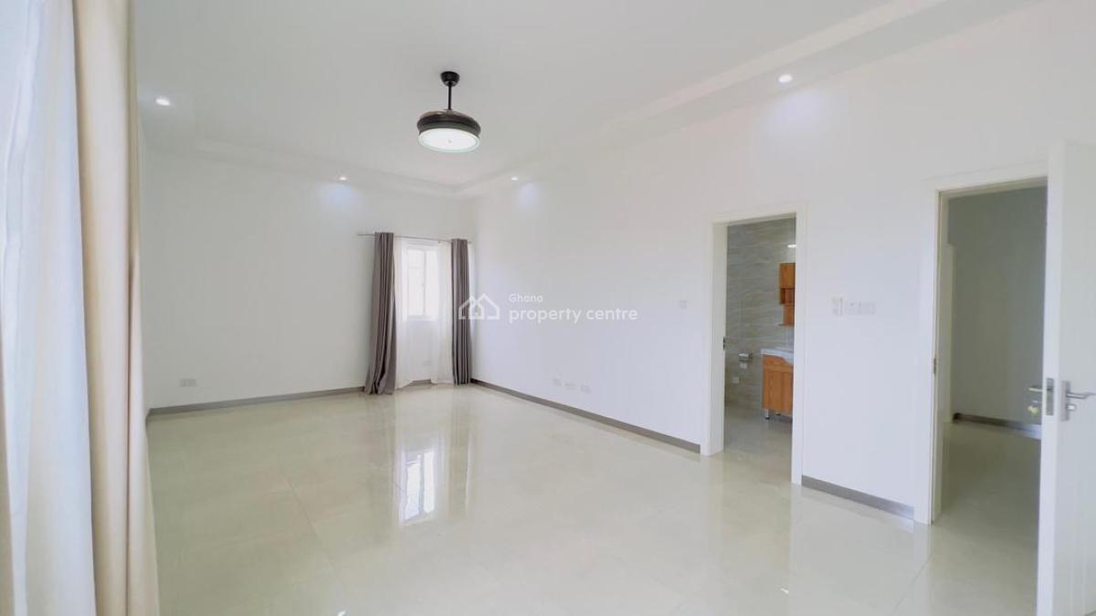 Beautiful 4bed 4.5bath Family Home, Within Exclusive Gated Community, Le Jardin Symphonique, Sakumono, Tema, Accra, Townhouse for Sale