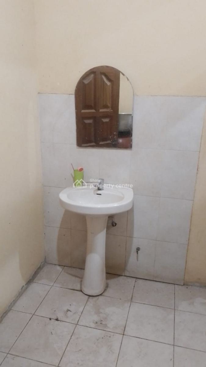 2bedroom Apartment in Dawhenya, Dawhenya, Dawhenya, Tema, Accra, Apartment for Rent