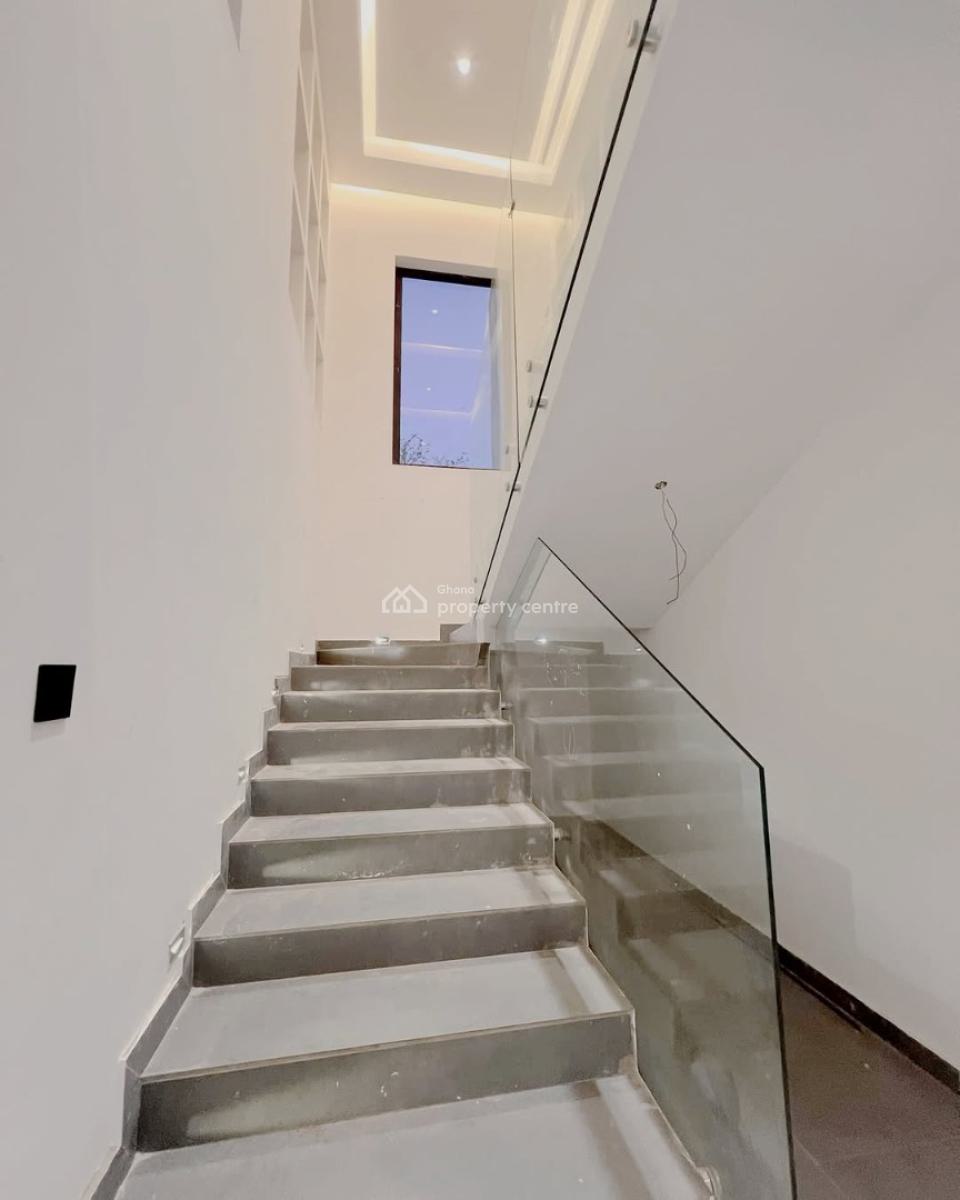 Executive 4 Bedrooms, East Legon, Accra, House for Sale