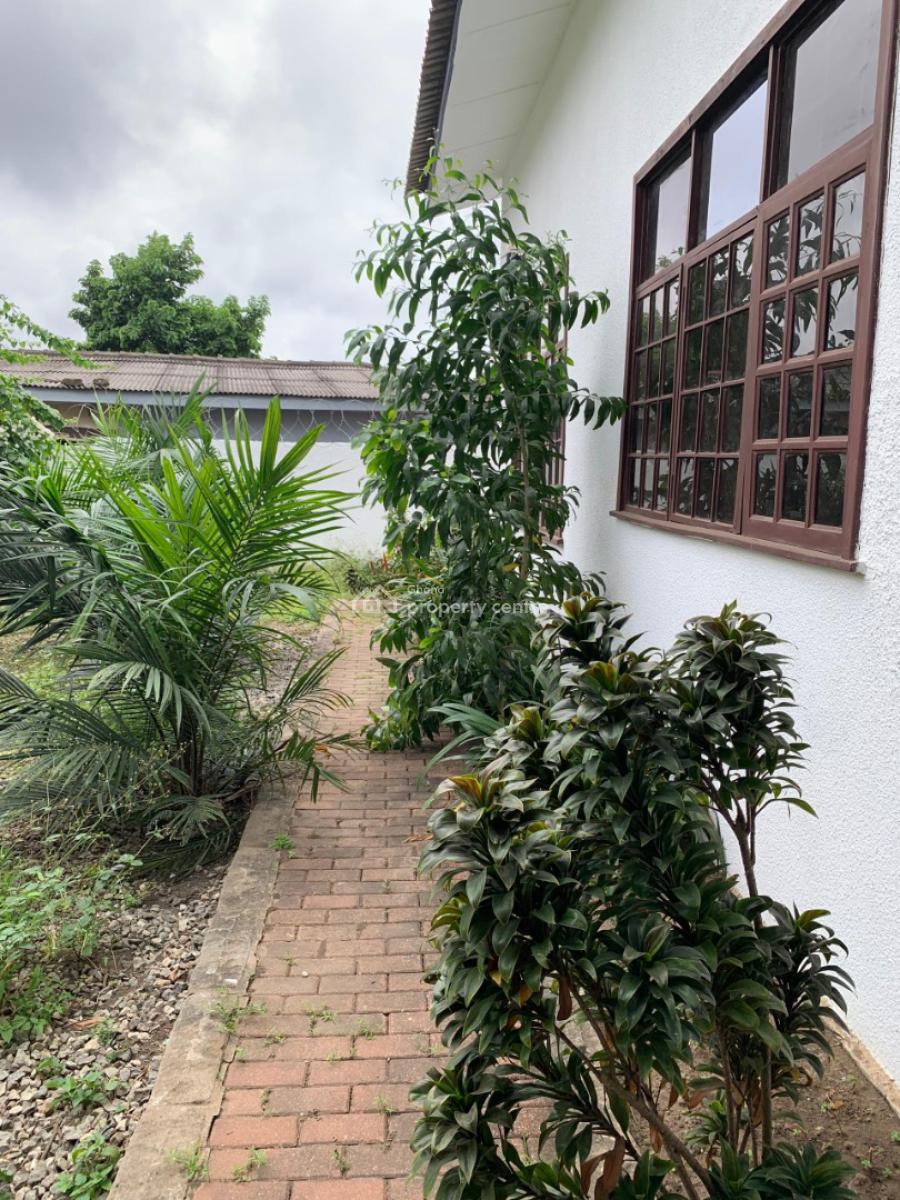 5 Bedroom House Asore Danho, Dansoman, Accra, House for Rent