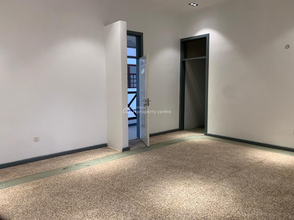 5 Bedroom House Asore Danho, Dansoman, Accra, House for Rent