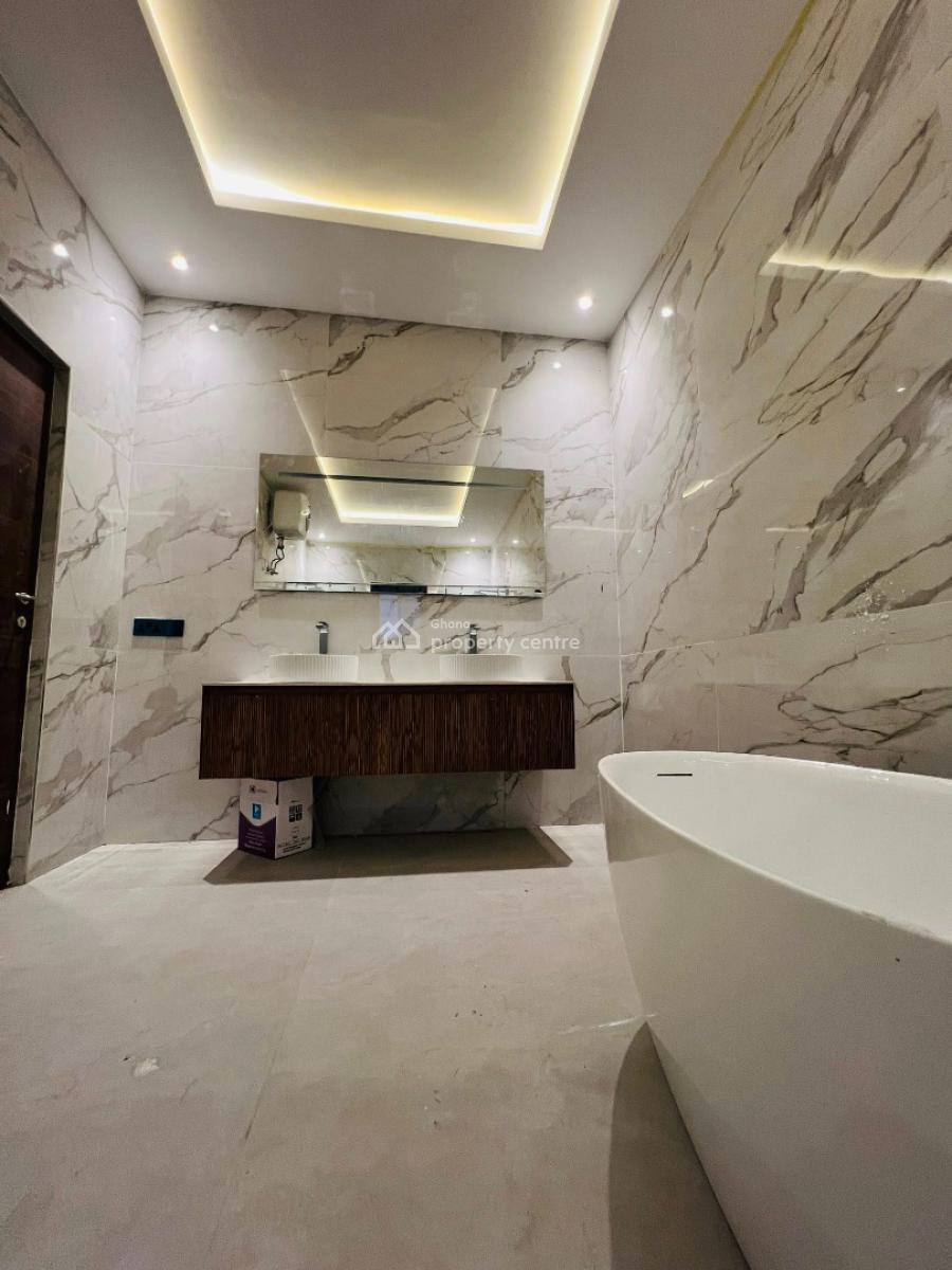 Executive 4 Bedrooms, Ashaley Botwe, Adenta Municipal, Accra, House for Sale