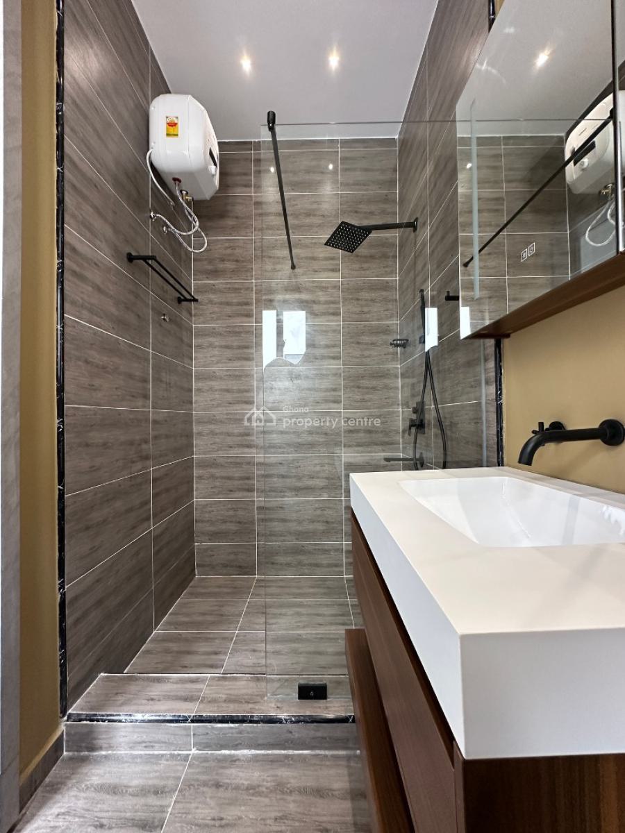 Executive 4 Bedroom, Oyarifa, La Nkwantanang Madina Municipal, Accra, House for Sale