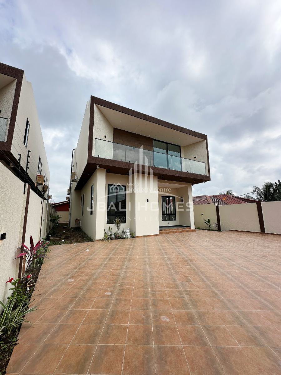 Executive 4 Bedroom, Oyarifa, La Nkwantanang Madina Municipal, Accra, House for Sale