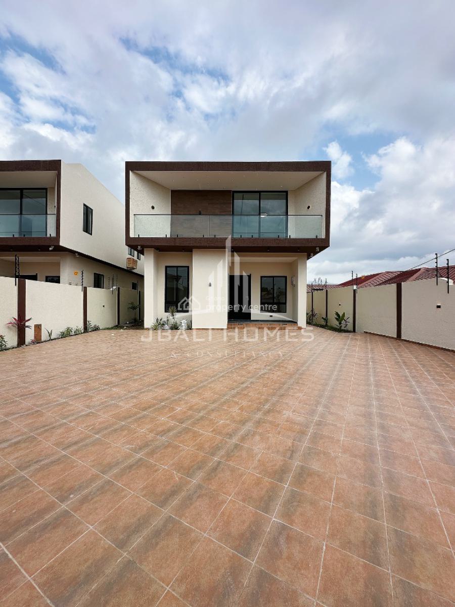 Executive 4 Bedroom, Oyarifa, La Nkwantanang Madina Municipal, Accra, House for Sale