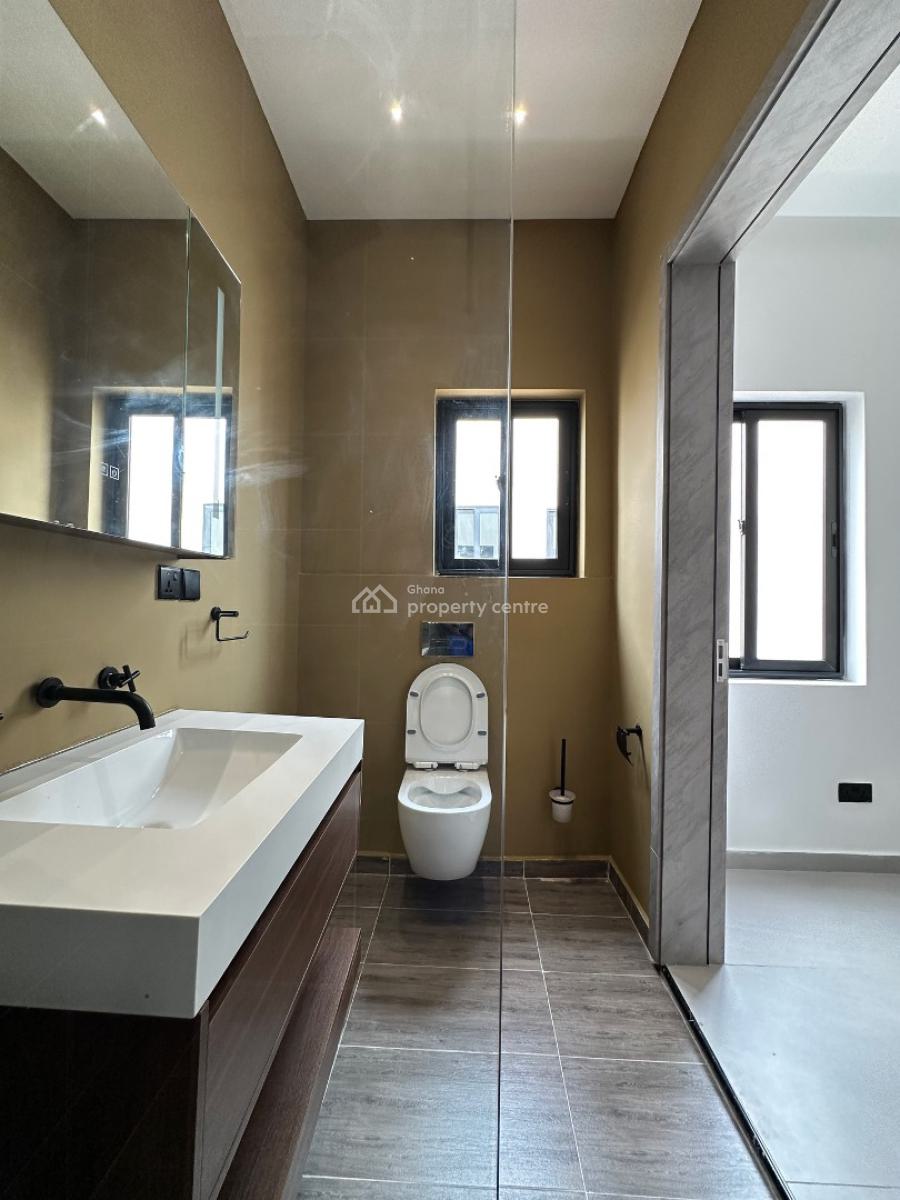 Executive 4 Bedroom, Oyarifa, La Nkwantanang Madina Municipal, Accra, House for Sale