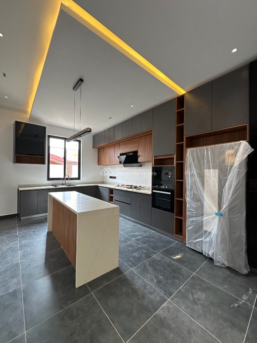 Executive 4 Bedroom, Oyarifa, La Nkwantanang Madina Municipal, Accra, House for Sale