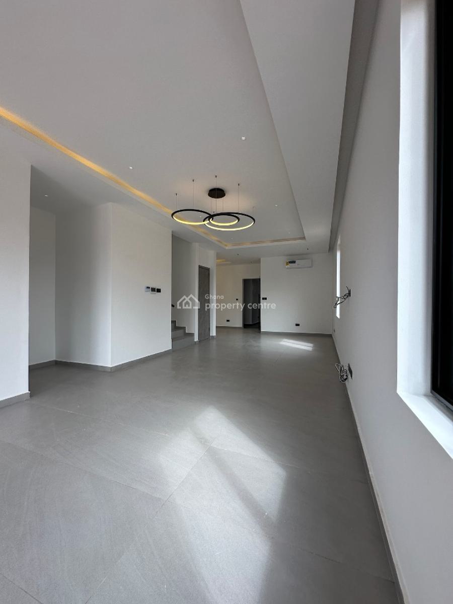Executive 4 Bedroom, Oyarifa, La Nkwantanang Madina Municipal, Accra, House for Sale