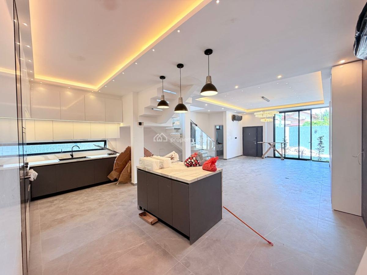 Executive Newly Built 4 Bedroom, Dzorwulu, Accra, Townhouse for Rent