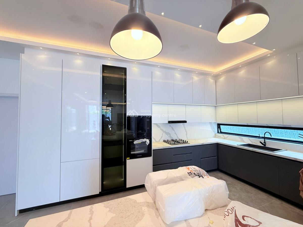 Executive Newly Built 4 Bedroom, Dzorwulu, Accra, Townhouse for Rent